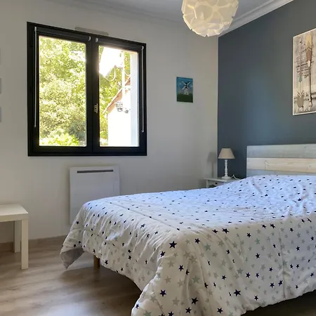 Holiday home Maison Jard-sur-mer, 5 Pieces, 8 Personnes - Fr-1-336-140