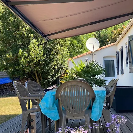 Holiday home Maison Jard-sur-mer, 5 Pieces, 8 Personnes - Fr-1-336-140